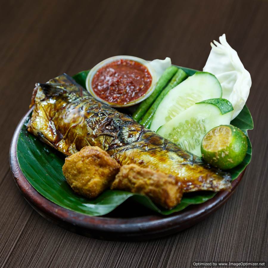 Ikan Salman Bakar Kicap Manis