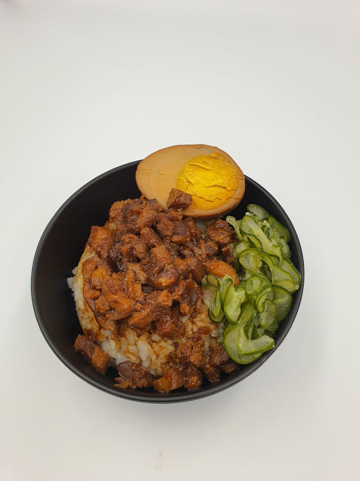 Braised Pork Rice (卤肉饭)