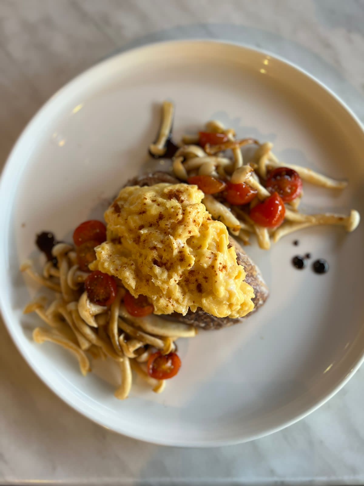 Scrambled Egg with Mushroom Toast